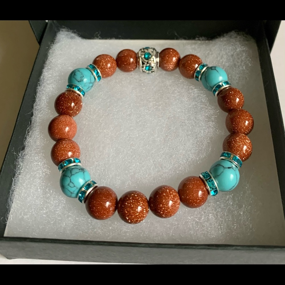 Women’s Handmade Sand Stone Bracelet